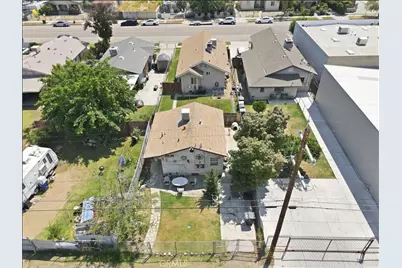 410 E 21st, Bakersfield, CA 93305 - Photo 5