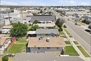 410 E 21st, Bakersfield, CA 93305 - Photo 9