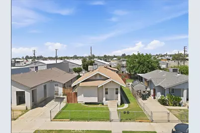 410 E 21st, Bakersfield, CA 93305 - Photo 3