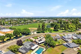 2709 W Royal Oaks, Visalia, CA 93277 - Photo 41