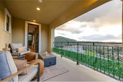 3075 Rue De Latour, Vista, CA 92084 - Photo 25