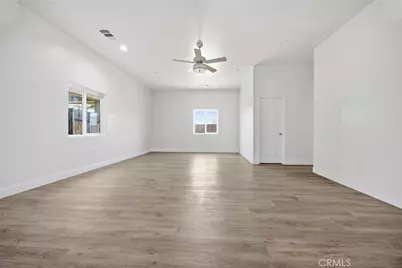 547 Shady Meadow Court, Bakersfield, CA 93308 - Photo 21