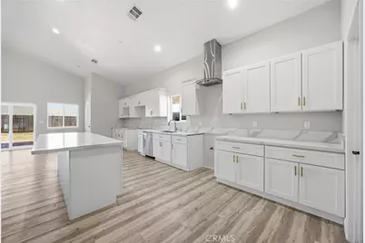 547 Shady Meadow Court, Bakersfield, CA 93308 - Photo 13