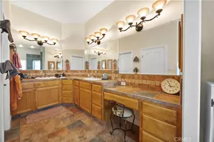 434 Bella Posta Dr, Bakersfield, CA 93308 - Photo 45