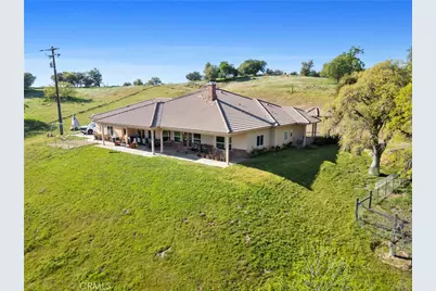 434 Bella Posta Drive, Bakersfield, CA 93308 - Photo 7