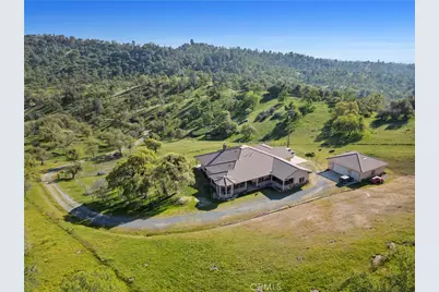 434 Bella Posta Drive, Bakersfield, CA 93308 - Photo 5