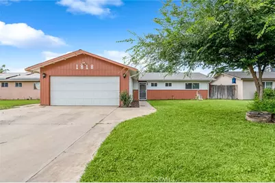1818 W Buena Vista, Visalia, CA 93291 - Photo 1