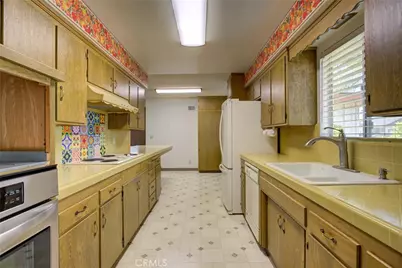 907 E El Camino, Santa Maria, CA 93454 - Photo 17