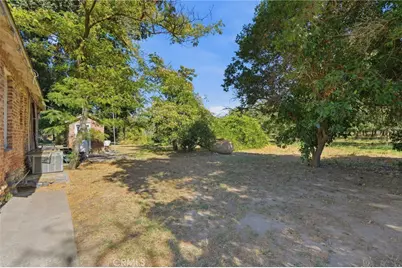 21530 Tiburico Avenue, Laton, CA 93242 - Photo 57
