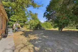 21530 Tiburico Ave, Laton, CA 93242 - Photo 57