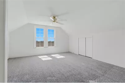 21530 Tiburico Avenue, Laton, CA 93242 - Photo 47