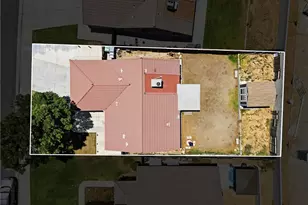 128 W Pilot, Bakersfield, CA 93308 - Photo 29