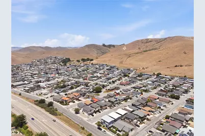 300 Mindoro Street, Morro Bay, CA 93442 - Photo 53