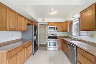 228 S 1st Pl, Lompoc, CA 93436 - Photo 5