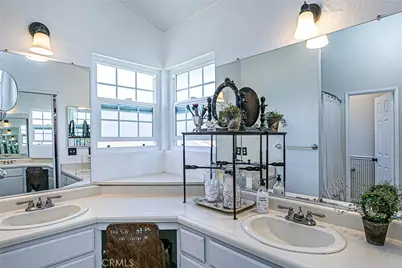 1381 Village Meadows, Lompoc, CA 93436 - Photo 19