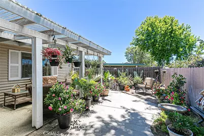 1112 Cardiff, Santa Maria, CA 93455 - Photo 33