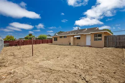 405 N V, Lompoc, CA 93436 - Photo 29