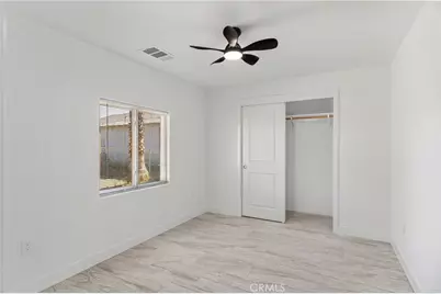 1014 E Casa Loma, Bakersfield, CA 93307 - Photo 17