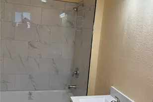2325 Verde, Bakersfield, CA 93304 - Photo 13