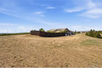 8020 Baron, Paso Robles, CA 93446 - Photo 9