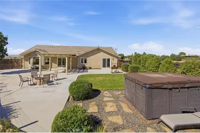 8020 Baron, Paso Robles, CA 93446 - Photo 17