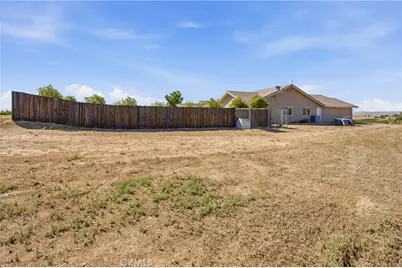 8020 Baron, Paso Robles, CA 93446 - Photo 7