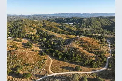 5885 Lion Ridge, Creston, CA 93432 - Photo 9