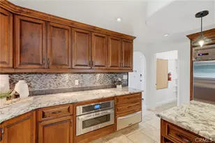 1203 N Tommy Ct, Visalia, CA 93291 - Photo 19