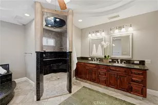 1203 N Tommy Ct, Visalia, CA 93291 - Photo 43