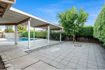 1237 S Clover, Visalia, CA 93277 - Photo 19