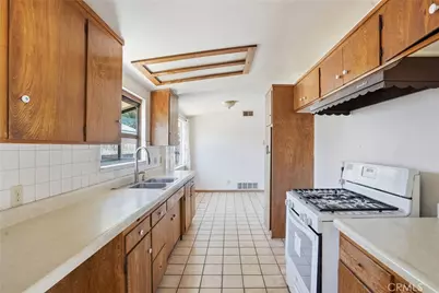 316 E Orchard, Santa Maria, CA 93454 - Photo 11