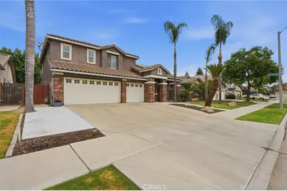 150 E Reese, Visalia, CA 93277 - Photo 3