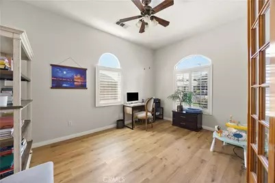 5307 Glacier Springs, Bakersfield, CA 93313 - Photo 17