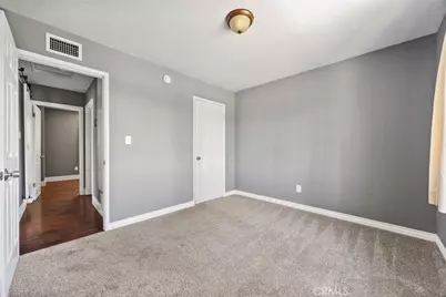 907 W Olive Avenue, Redlands, CA 92373 - Photo 21