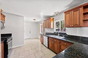 907 W Olive Ave, Redlands, CA 92373 - Photo 9