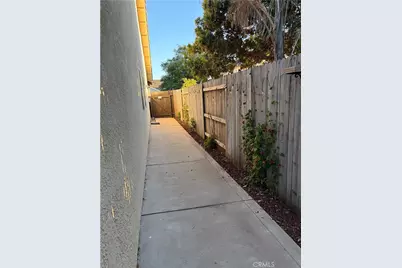 3888 Les Maisons, Santa Maria, CA 93455 - Photo 23