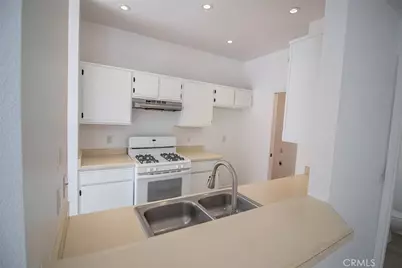2460 Village Green, Santa Maria, CA 93455 - Photo 11