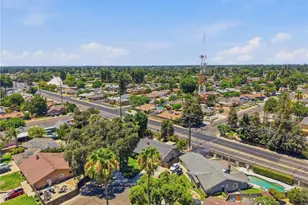 2017 S Woodland, Visalia, CA 93277 - Photo 9
