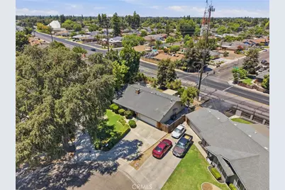 2017 S Woodland, Visalia, CA 93277 - Photo 7