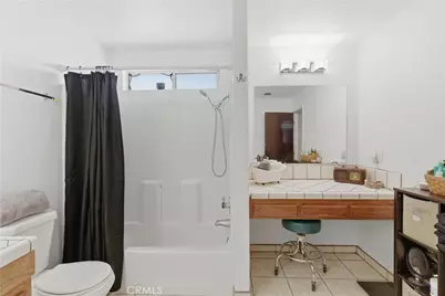 381 B, Arvin, CA 93203 - Photo 13