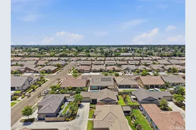 3207 N Kent Street, Visalia, CA 93291 - Photo 9