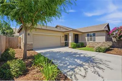 3207 N Kent Street, Visalia, CA 93291 - Photo 1