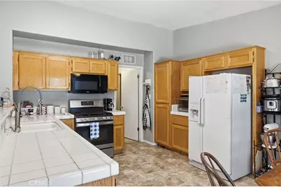 5716 March Meadows Way, Bakersfield, CA 93313 - Photo 15