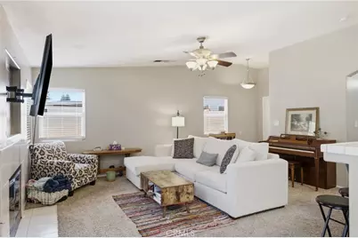 5716 March Meadows Way, Bakersfield, CA 93313 - Photo 9