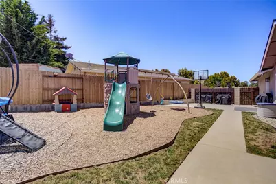 1079 Via Esmeralda, Santa Maria, CA 93455 - Photo 29