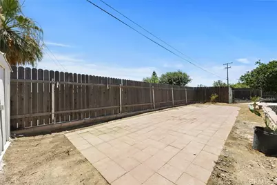 2725 University Avenue, Bakersfield, CA 93306 - Photo 49
