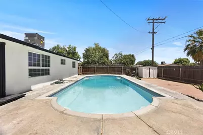 2725 University Avenue, Bakersfield, CA 93306 - Photo 45