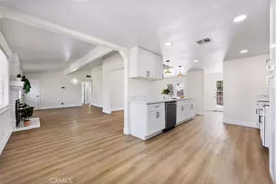 2725 University Avenue, Bakersfield, CA 93306 - Photo 29