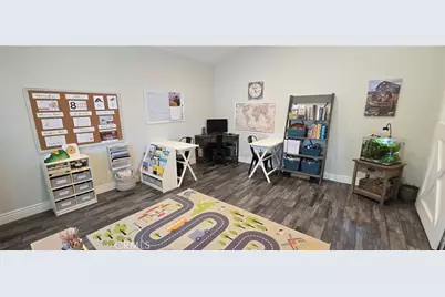 641 University Drive, Lompoc, CA 93436 - Photo 13