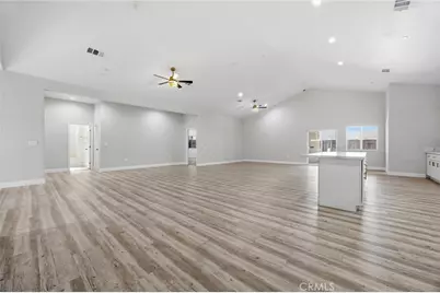 547 Shady Meadow Court, Bakersfield, CA 93308 - Photo 11